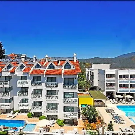 Apartahotel Blue Palace 3*