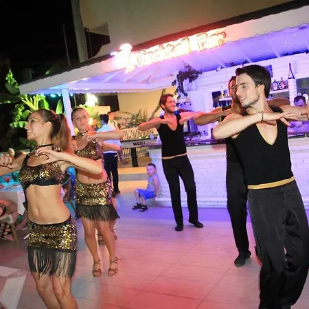 Hotel apartamentowy Blue Palace 3*
