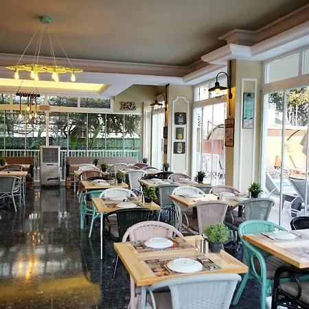 Blue Palace Hotel apartamentowy 3*